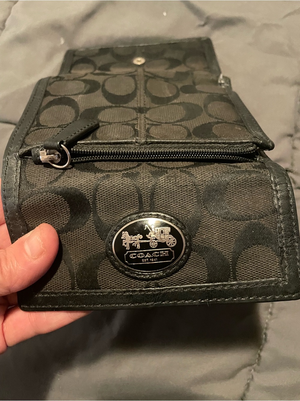 Vintage Coach Black Signature Canvas Trifold Wallet - Picture 6 of 10